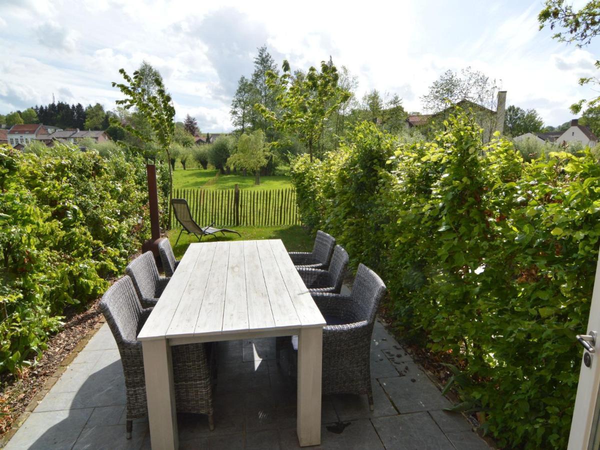 Attractively Furnished Holiday Home In Сленакен Экстерьер фото
